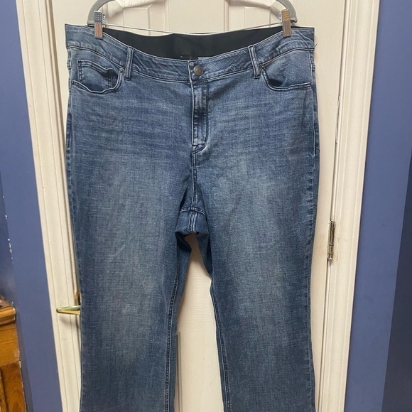 Lane Bryant wide leg plus size Venezia jeans  size 22 - Picture 2 of 9